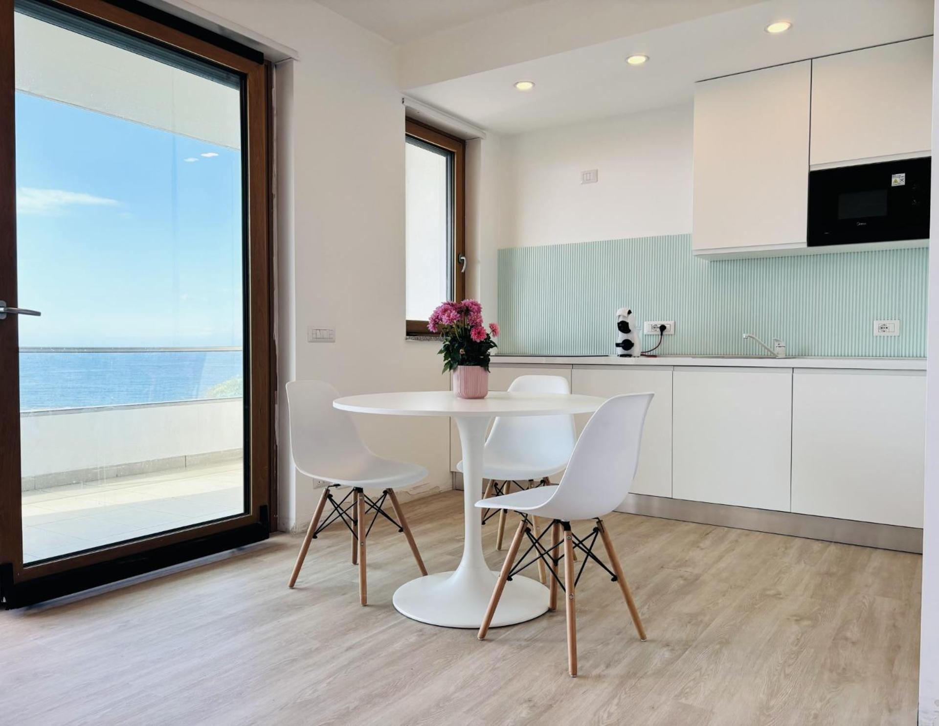 Le Conchiglie Aparthotel Porto Torres Exterior photo